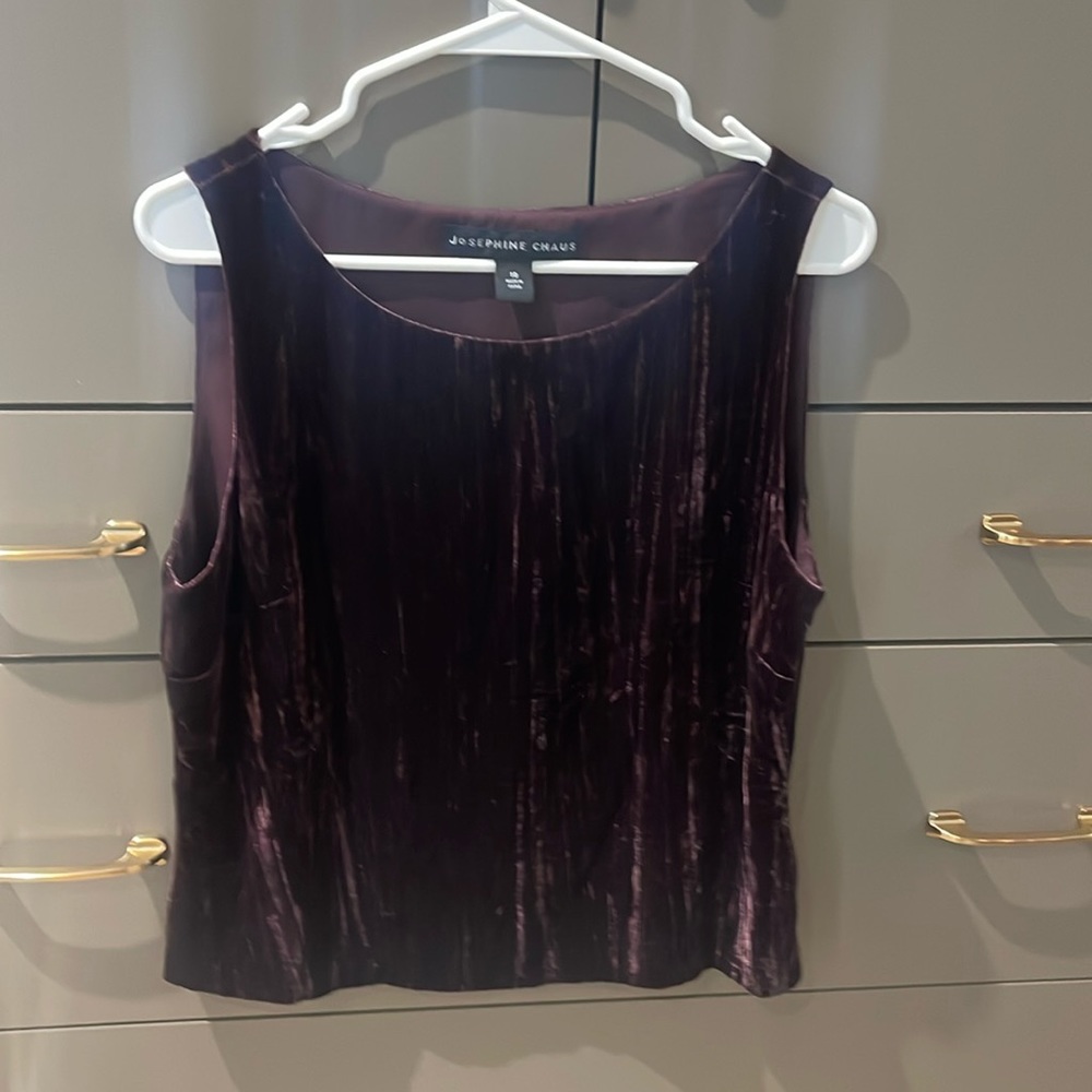 Josephine Chaus burgundy top!